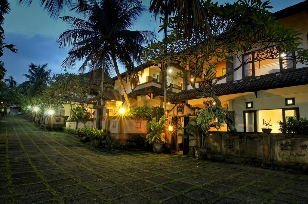 Dewi Sinta Hotel And Restaurant Tanah Lot Buitenkant foto